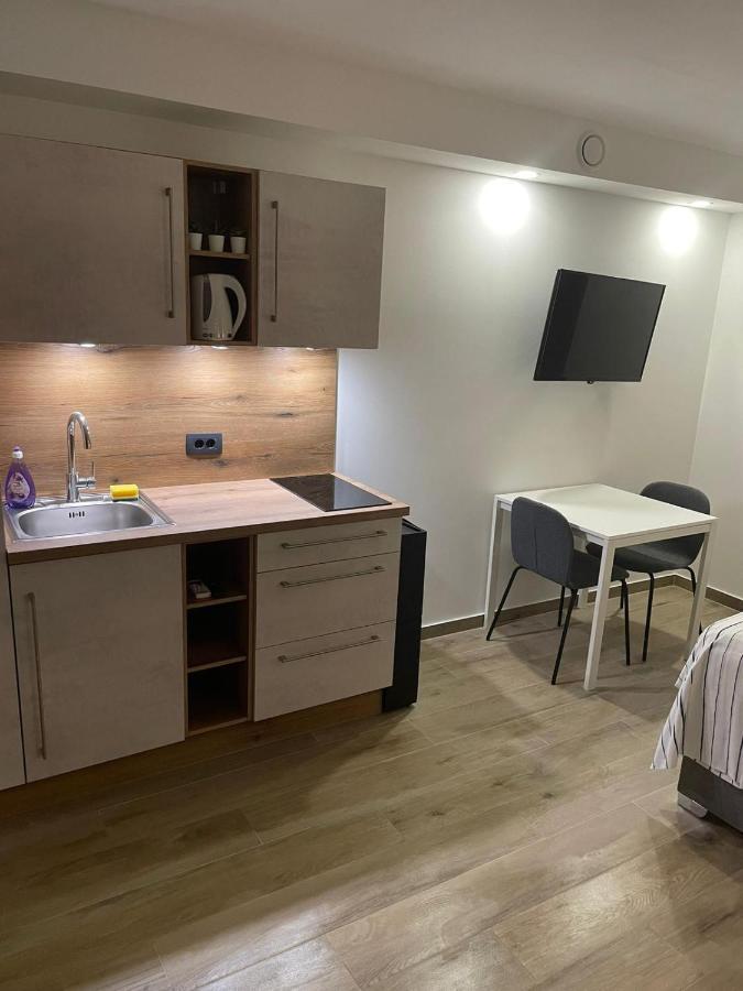 Apartments Anka พูลา ภายนอก รูปภาพ